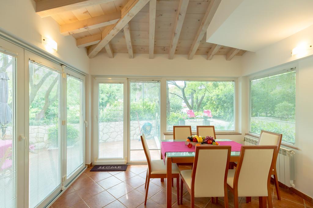 Leona & Borna'S Central Lapad Suites Dubrovnik Exteriör bild