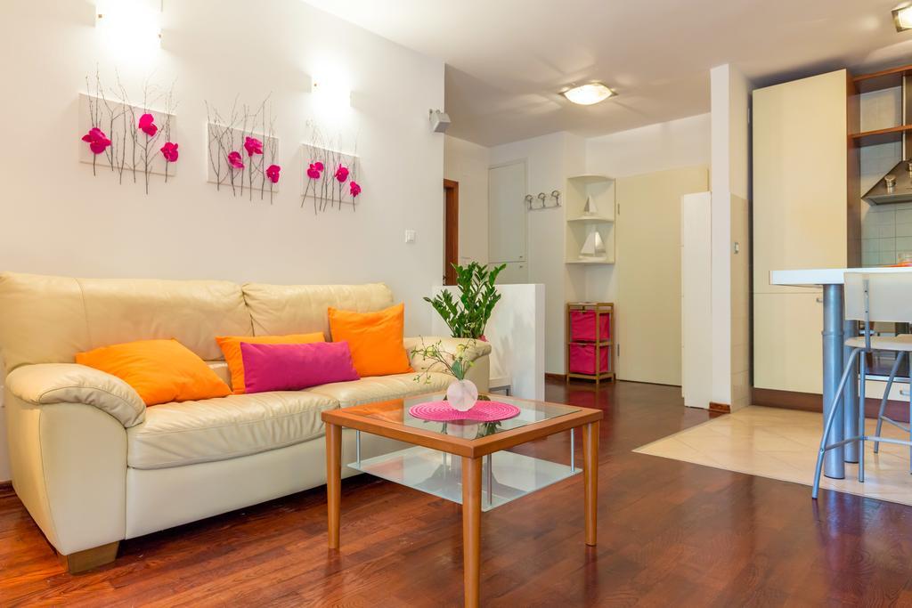 Leona & Borna'S Central Lapad Suites Dubrovnik Exteriör bild