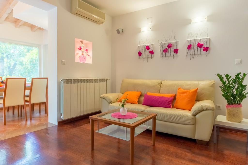Leona & Borna'S Central Lapad Suites Dubrovnik Exteriör bild