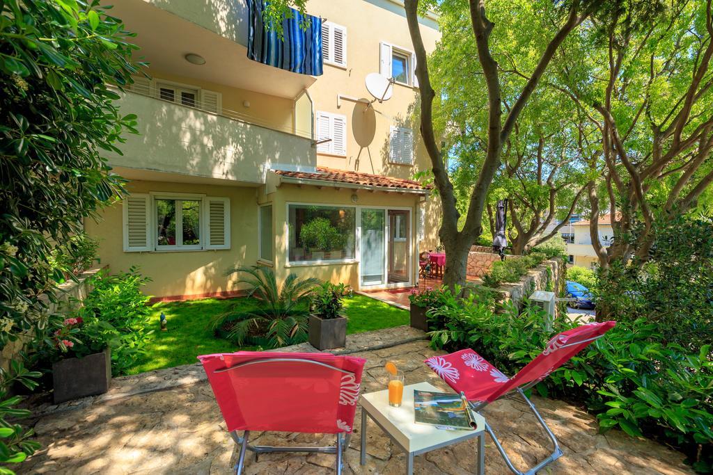 Leona & Borna'S Central Lapad Suites Dubrovnik Exteriör bild