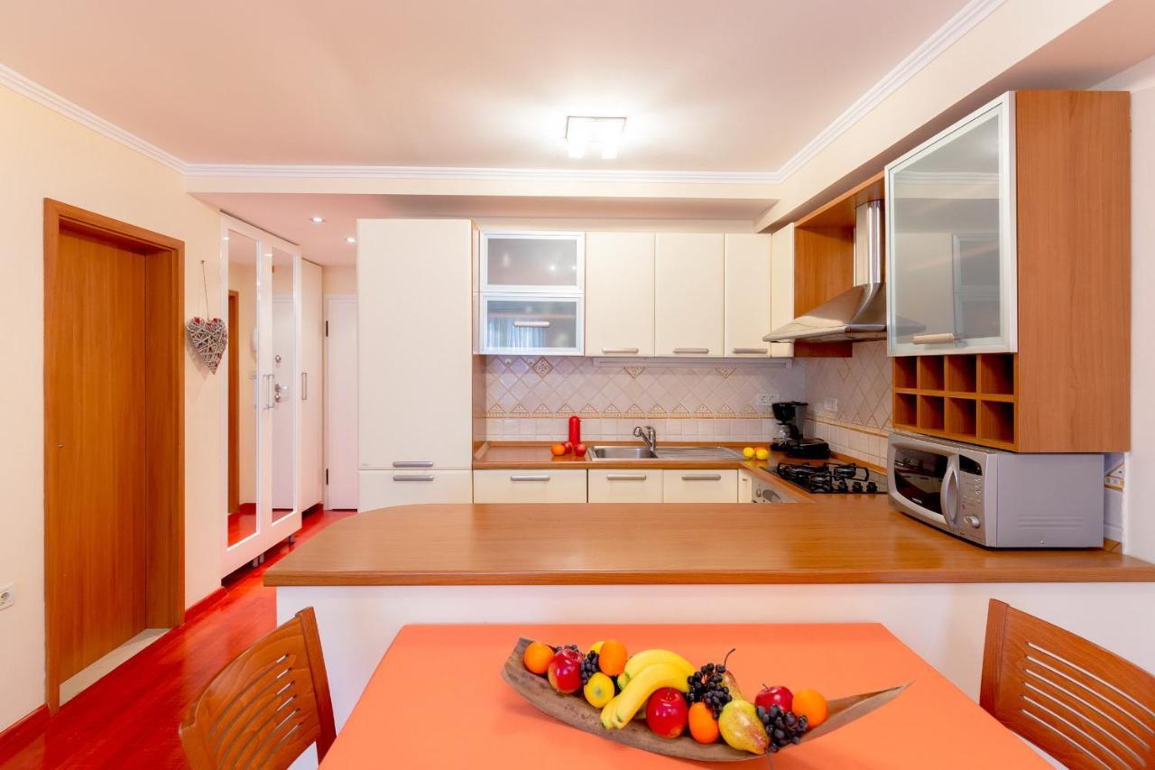 Leona & Borna'S Central Lapad Suites Dubrovnik Exteriör bild